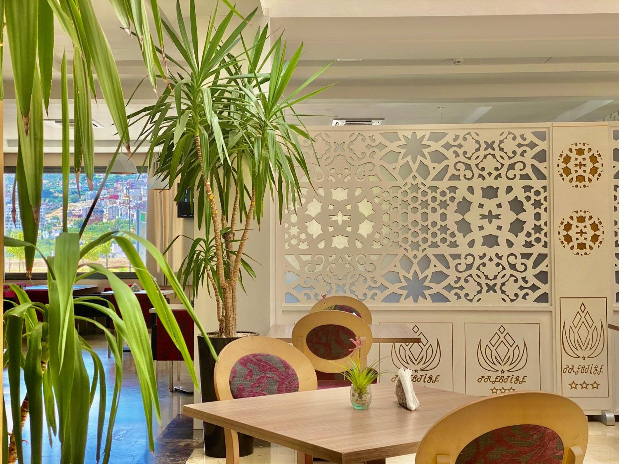 Prestige Hotel & Spa Tétouan Exteriör bild